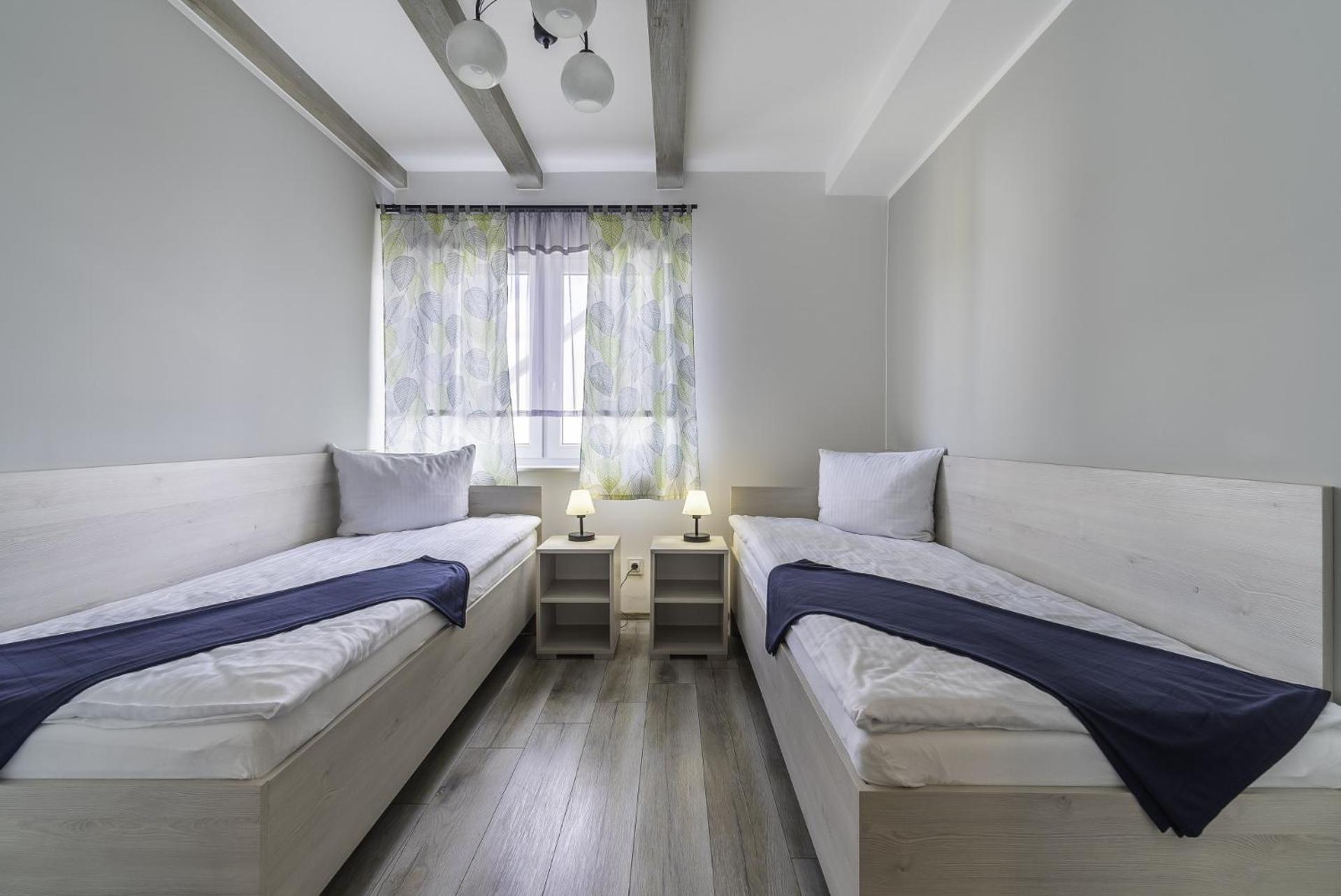 Frajda Domki - Apartamenty 6-Osobowe - Salon I Dwie Sypialnie Oraz Studia 4-Osobowe - Pokoj Z Aneksem Kuchennym Rewal Exterior foto